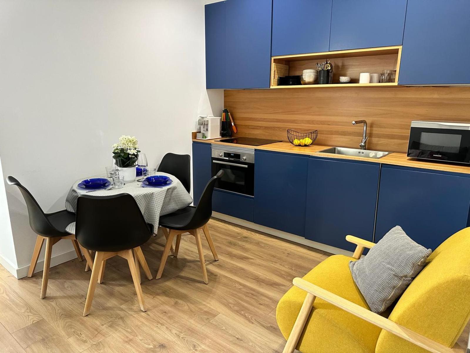 Moderno Apartamento En Pleno Centro Madrid Bagian luar foto