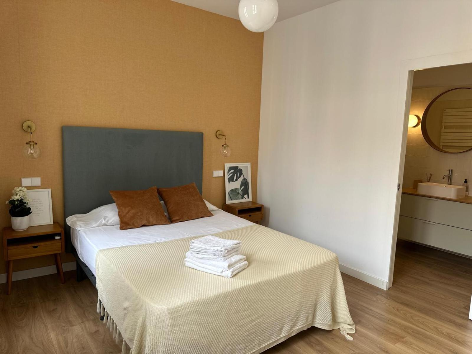 Moderno Apartamento En Pleno Centro Madrid Bagian luar foto