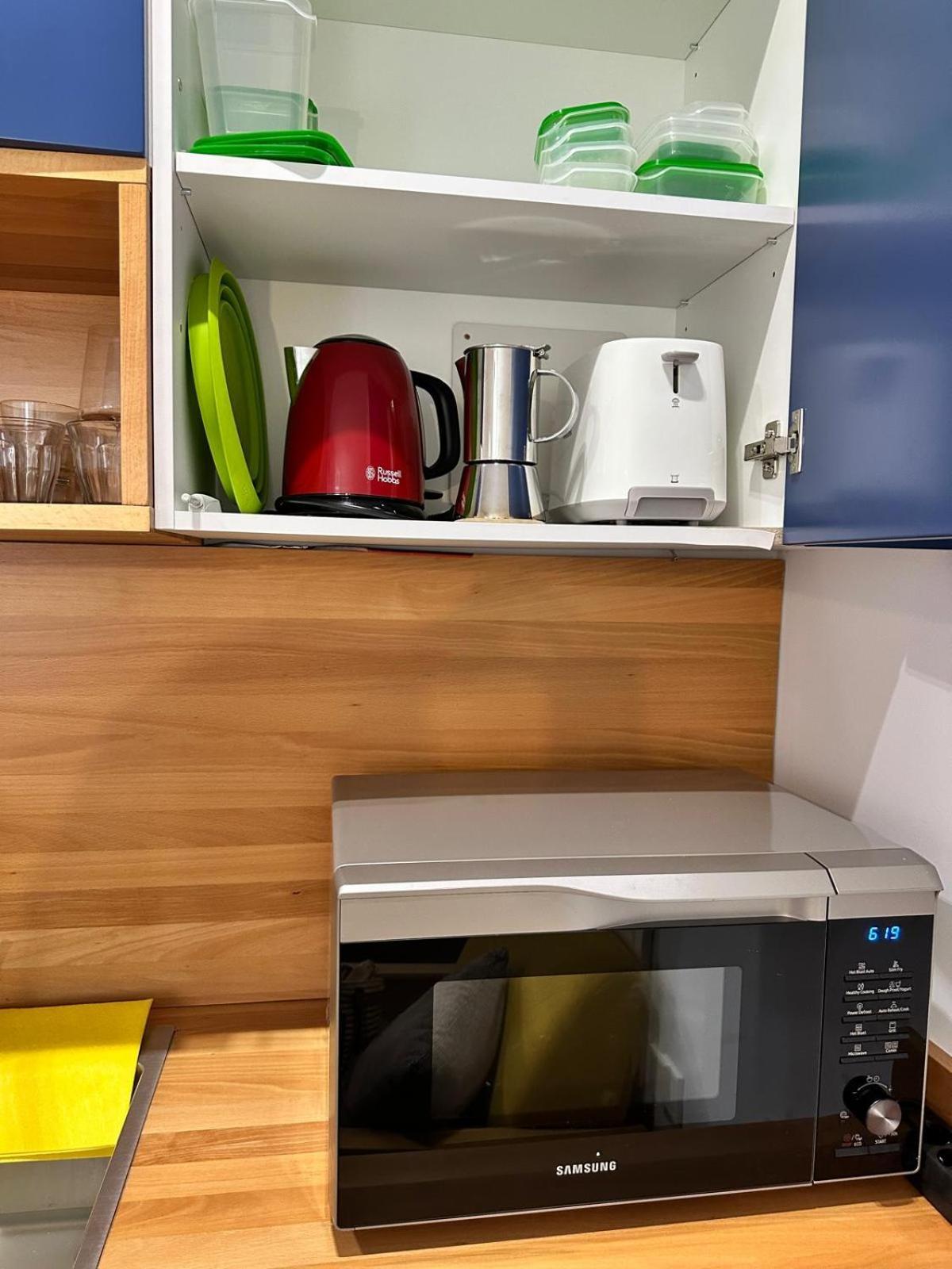 Moderno Apartamento En Pleno Centro Madrid Bagian luar foto